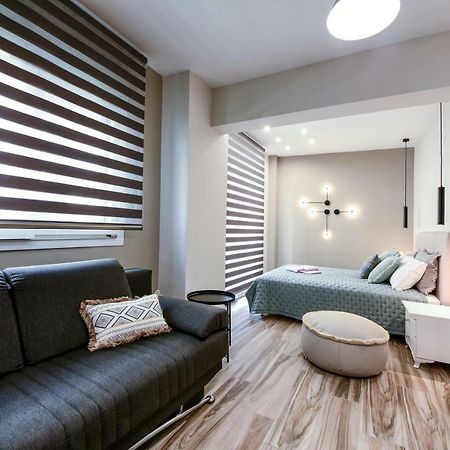Adell Luxury Apartments Kavala Exterior foto